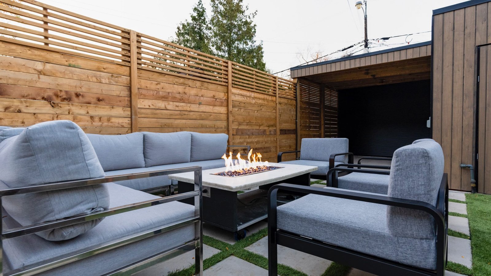 Complete backyard estate in Bedford Park